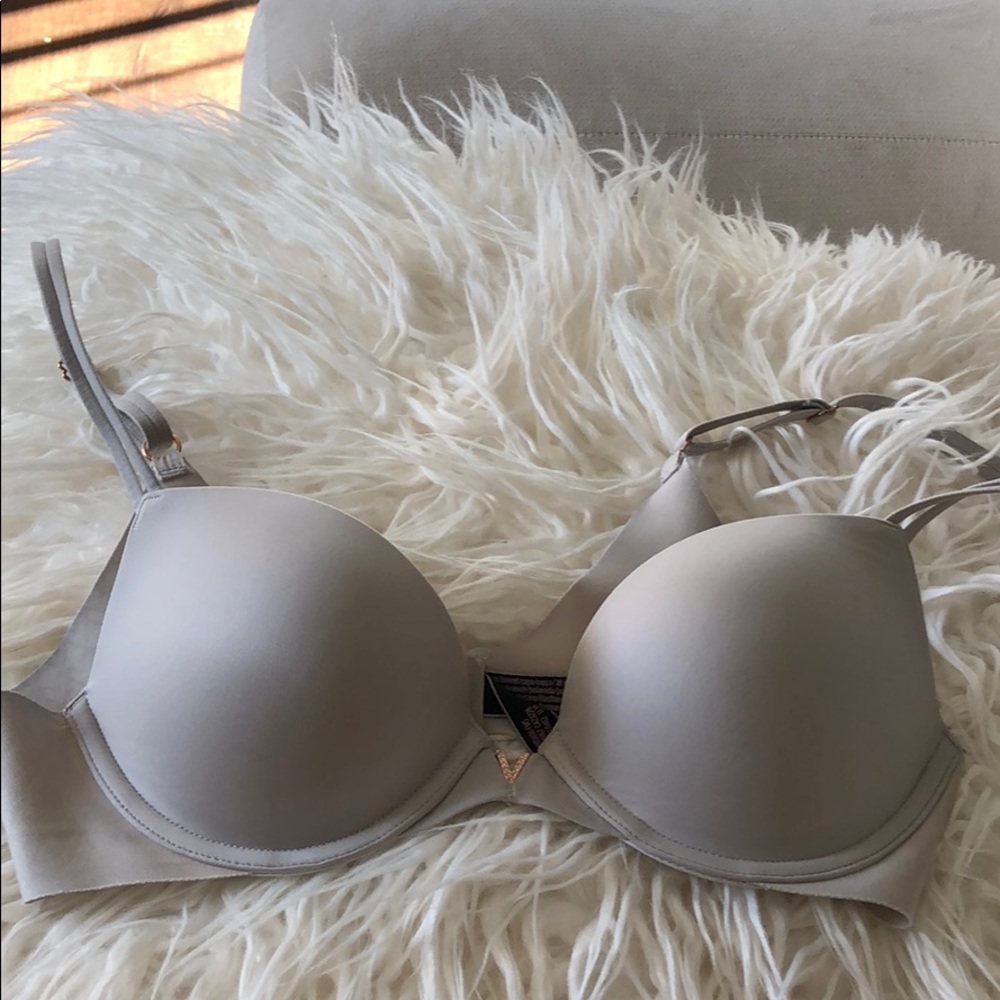 Victoria’s secret push up bra grey 32b